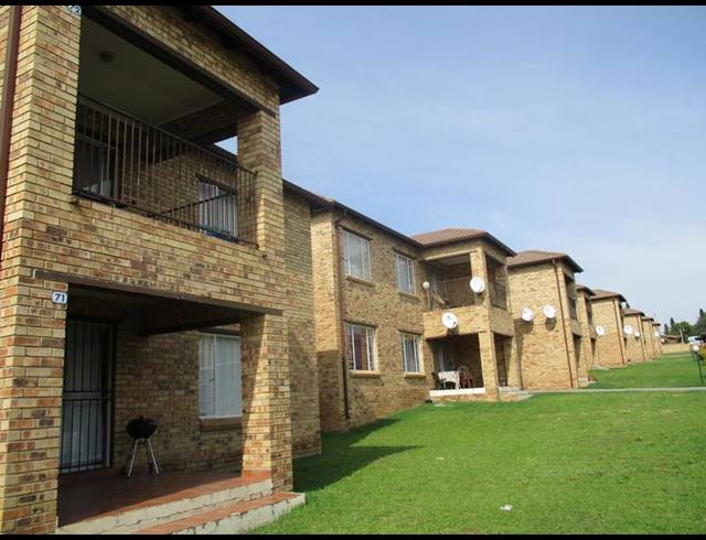 3 BEDROOM APARTMENT FOR SALE IN NOORDWYK